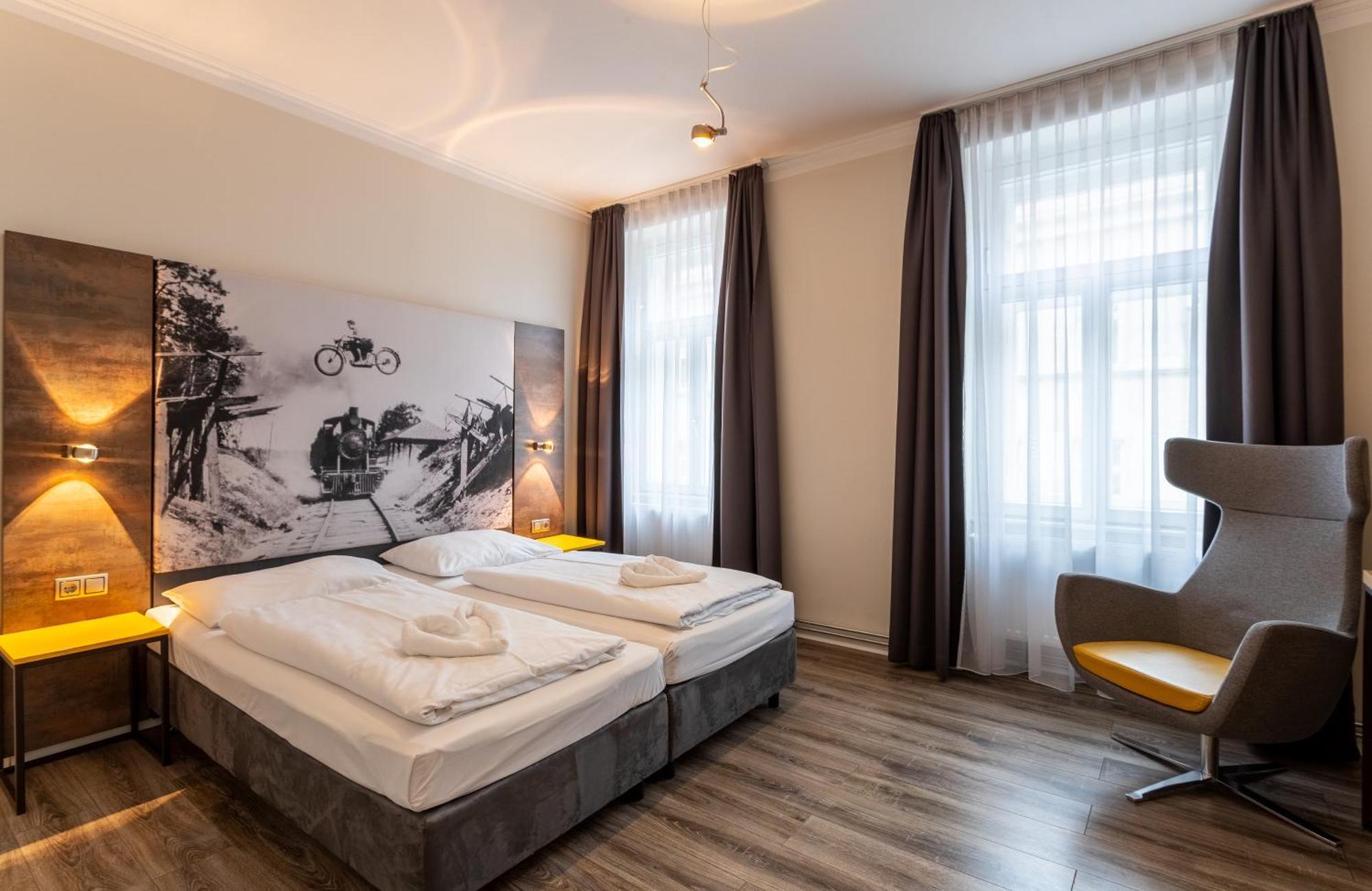Hotel Westbahn Vienna Exterior photo